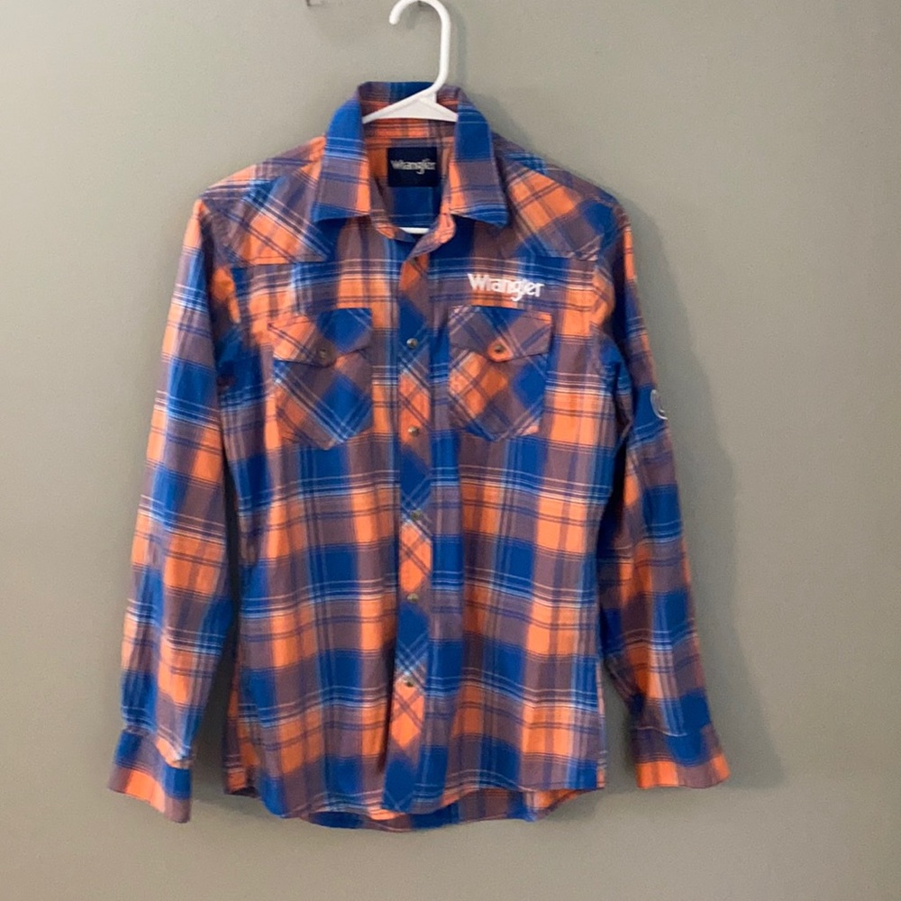 Wrangler button up